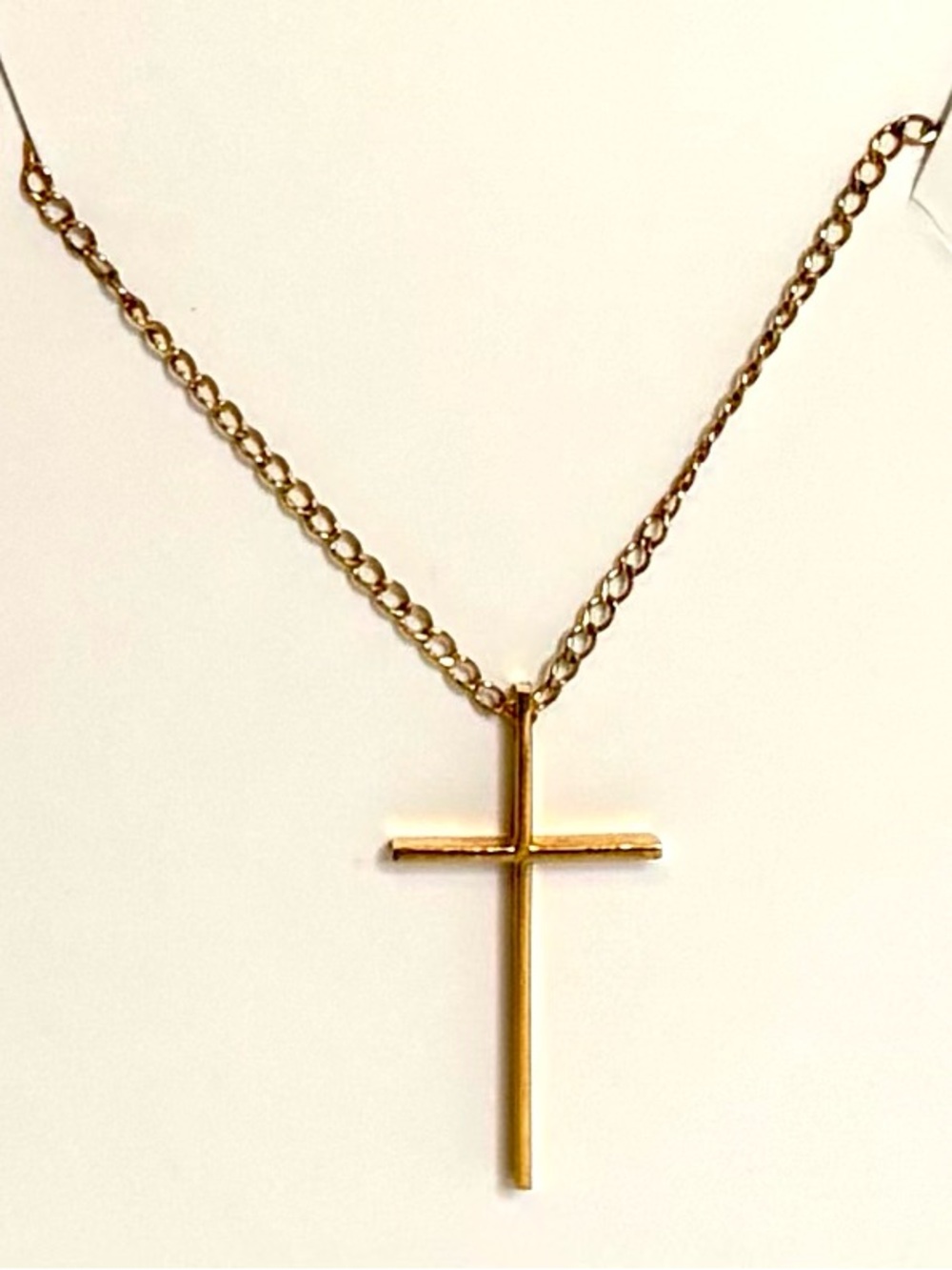 CROSS NECKLACE